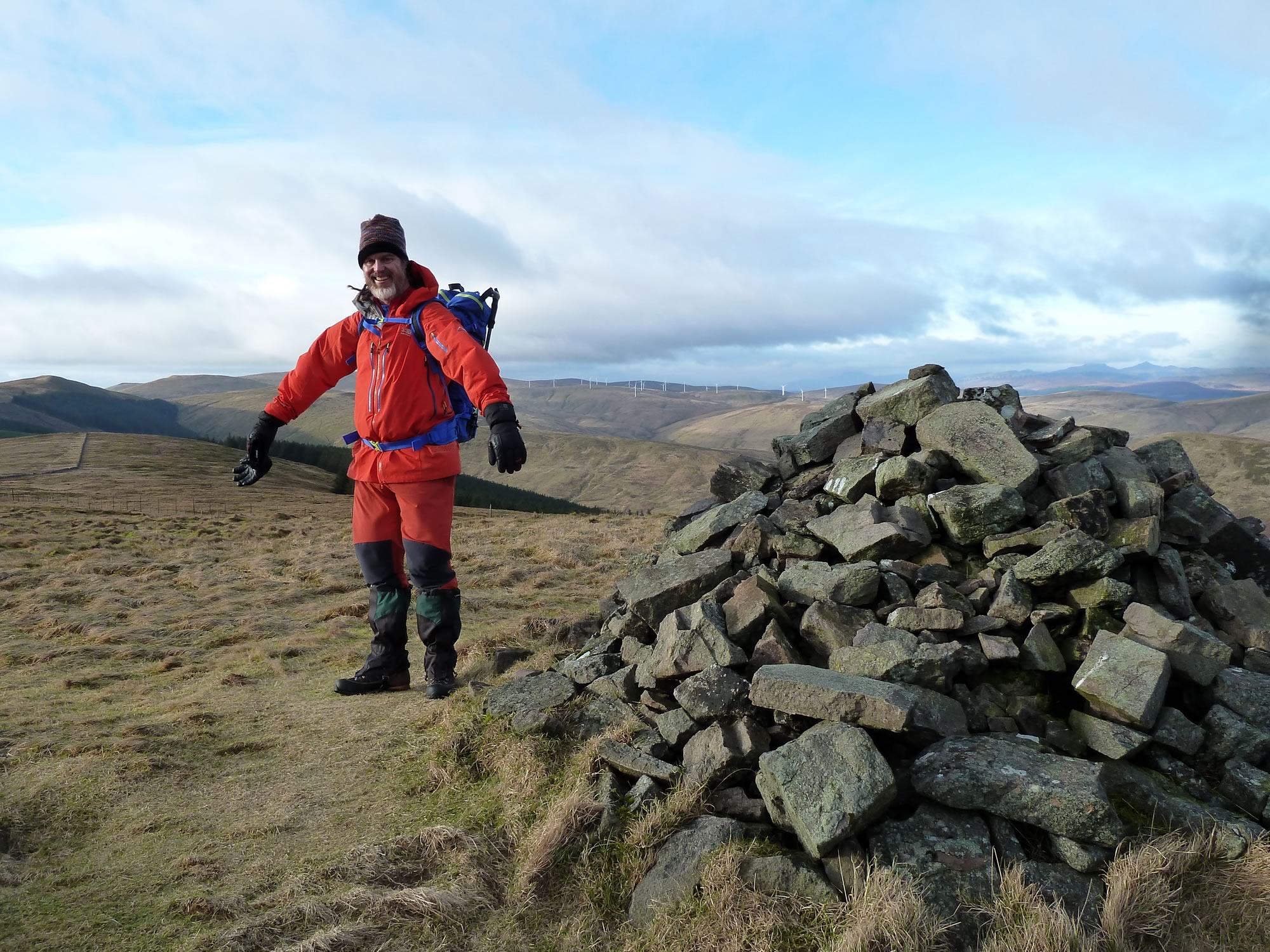 Hill walking in Scotland - www.simonking.bike