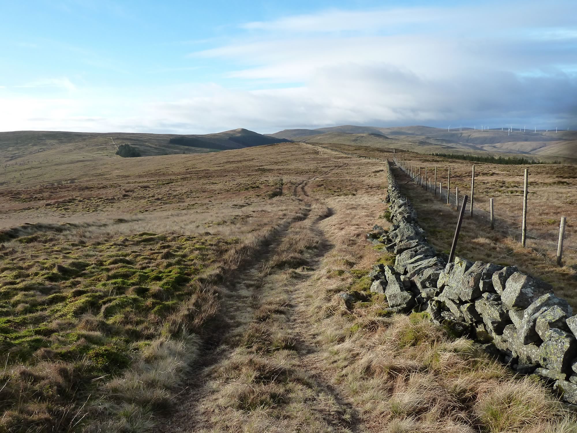 Hill walking in Scotland - www.simonking.bike