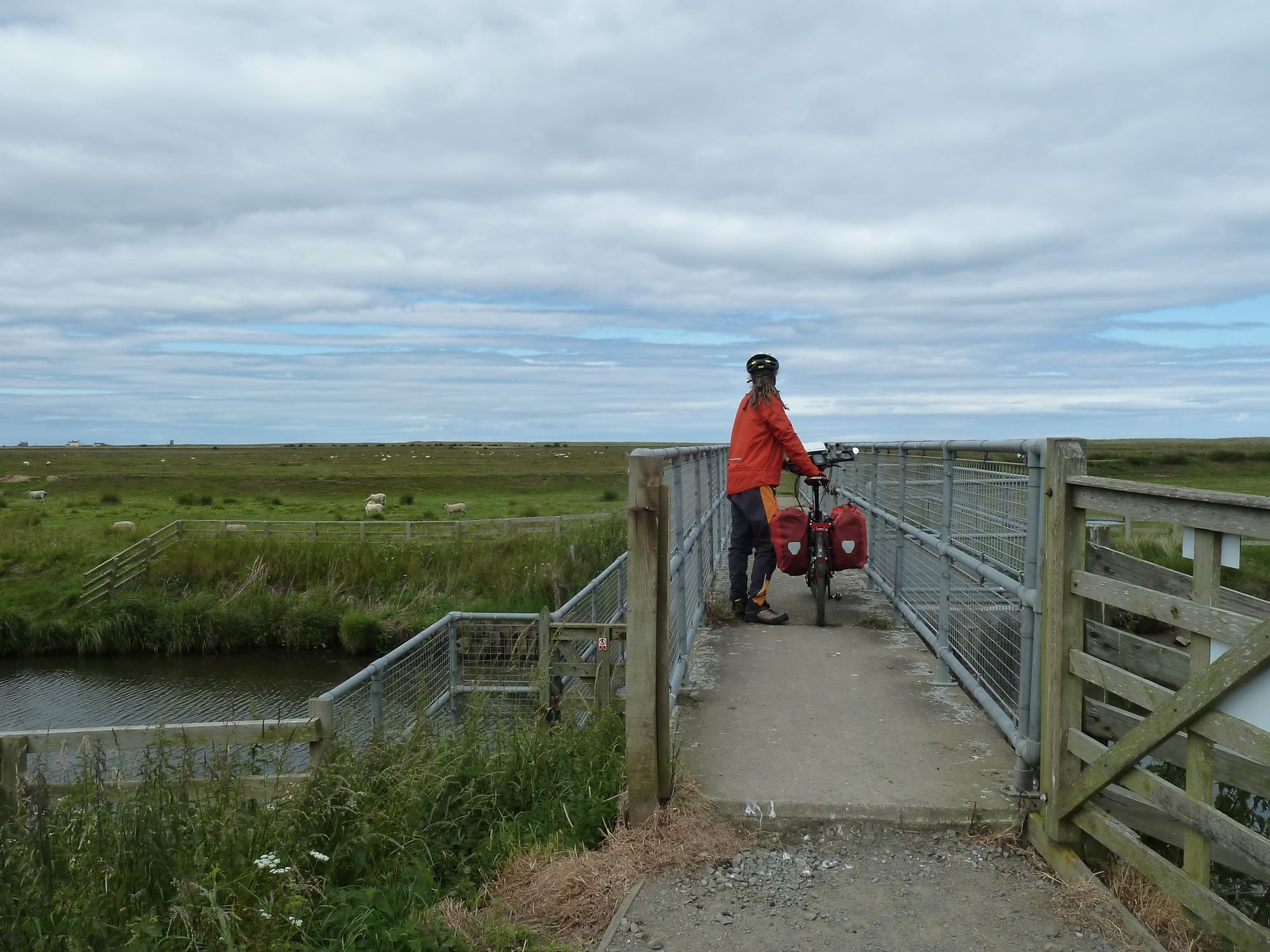 Cycling from Craster back to Edinburgh - www.simonking.bike