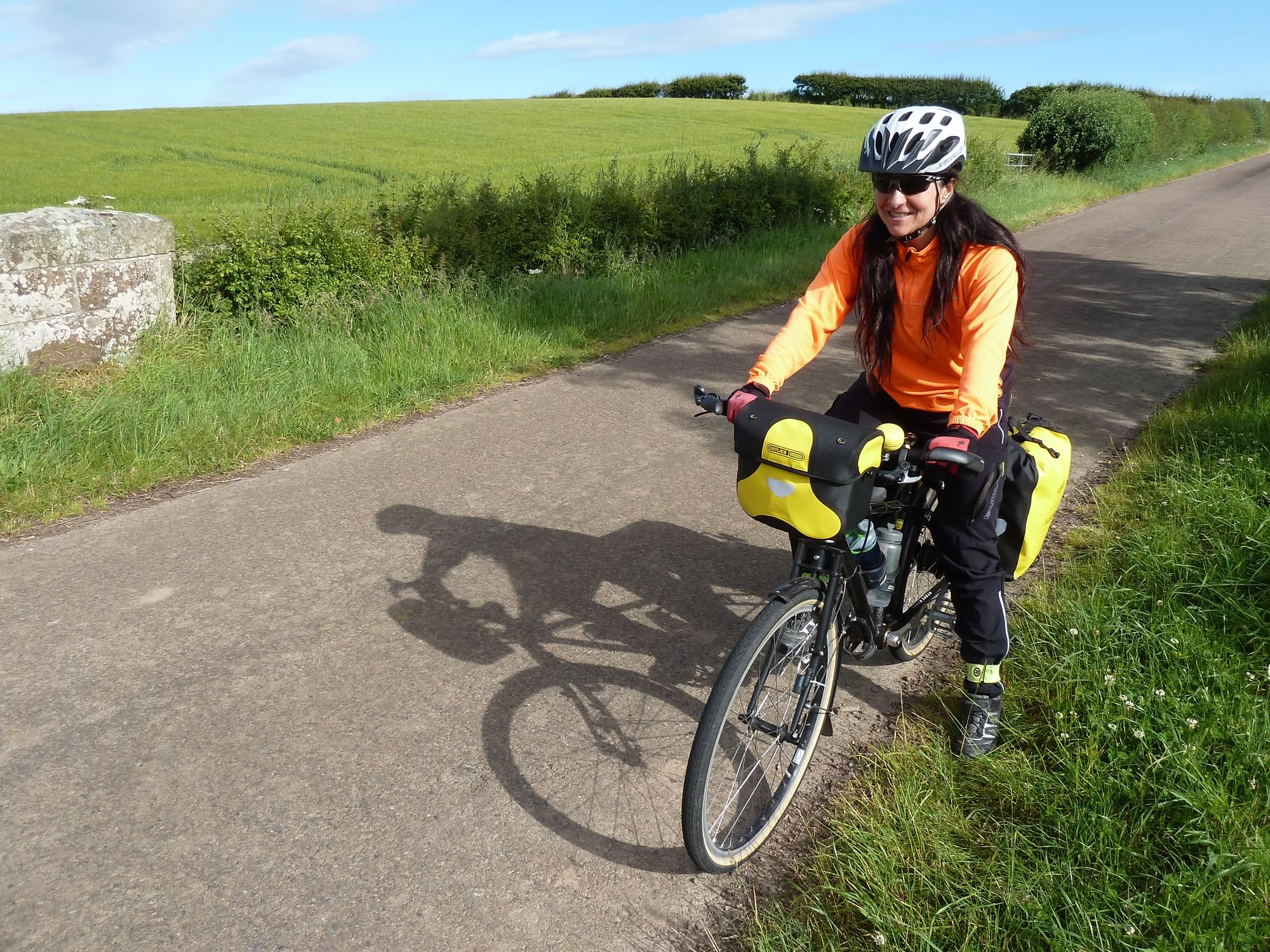 Cycling from Craster (Northumberland, England) back to Edinburgh - www.simonking.bike