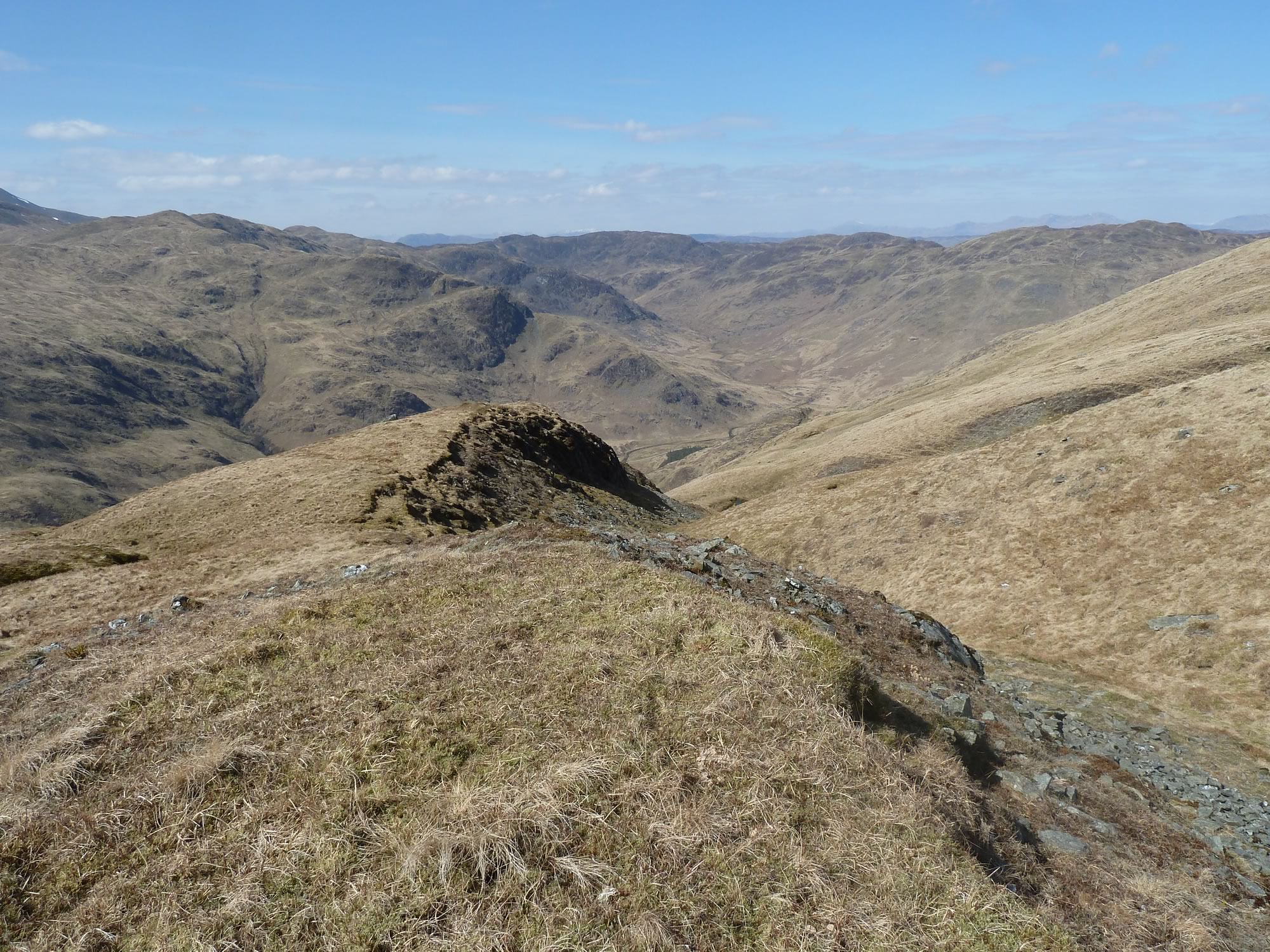 Climbing Beinn Dearg (Perthshire, Scotland) - www.simonking.bike