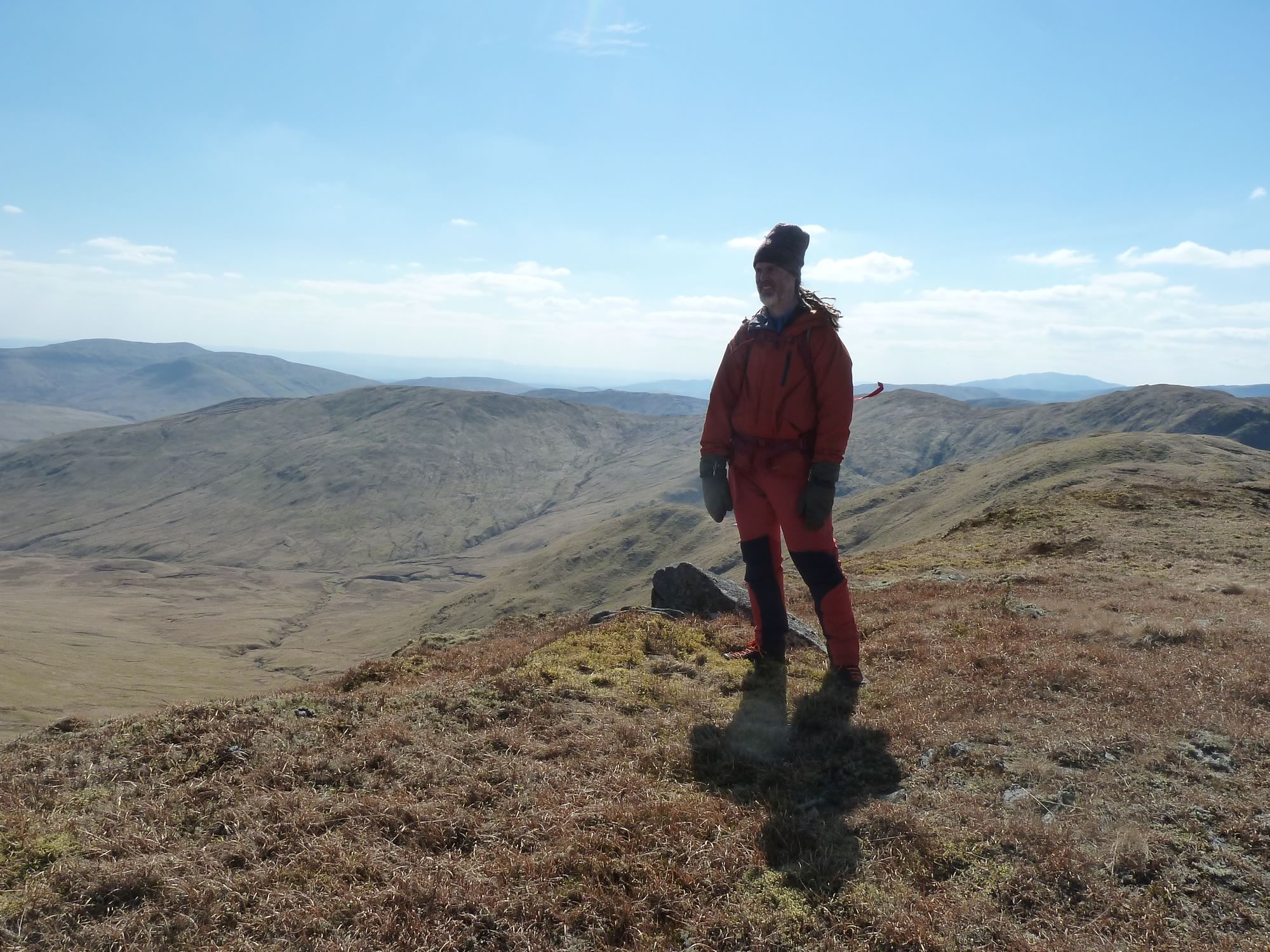 Climbing Beinn Dearg (Perthshire, Scotland) - www.simonking.bike