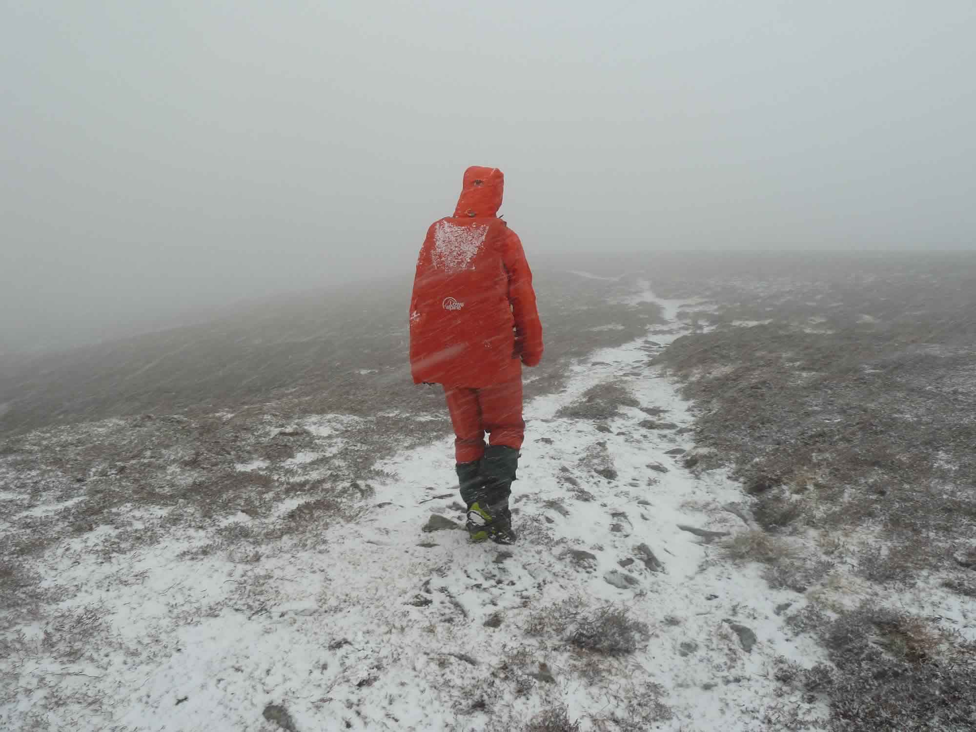 Hillwalking in Perthshire - www.simonking.bike